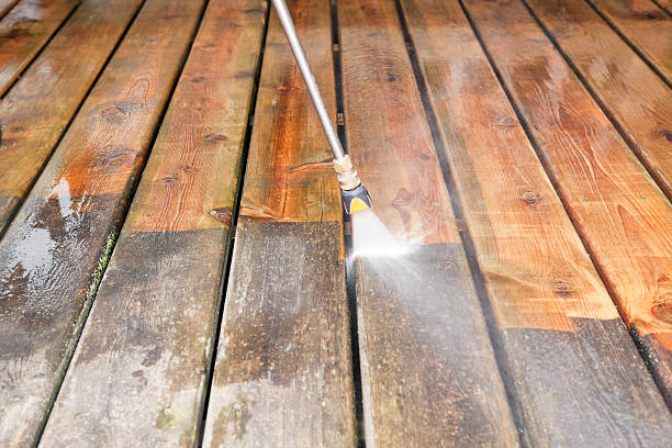 Why Choose Our Certified Pressure Washing Experts for Your Project Needs in Boulevard Gardens, FL?